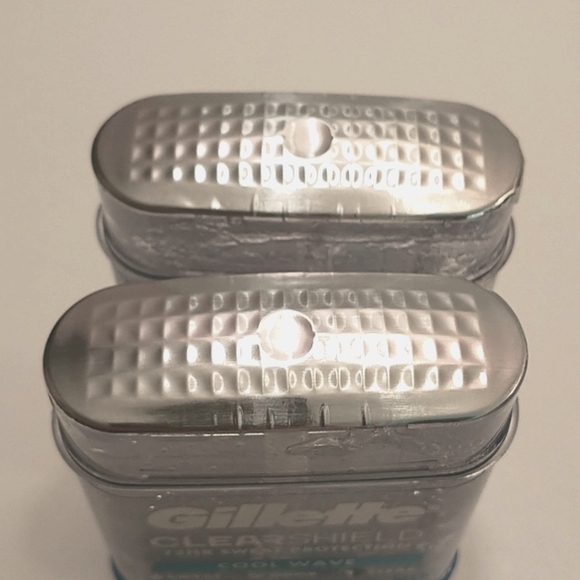 Gillette Clear Shield 72 Hour Sweat Protection Cool Wave Scent 2 tubes - Picture 5 of 7
